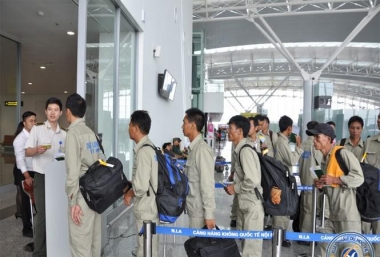 Hàn Quốc gia hạn thời gian cư trú và hợp đồng 1 năm đối với lao động E9