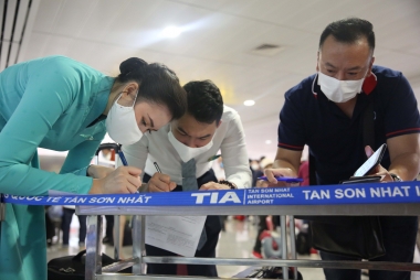 Ngành hàng không từ chối vận chuyển người không thực hiện quy định về an toàn dịch bệnh