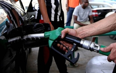 CPI 2 đầu tàu đất nước tăng nhẹ do giá xăng, điện