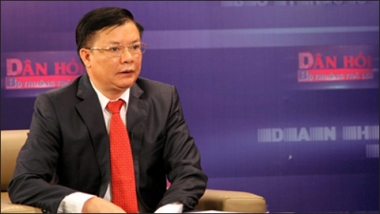 Bộ trưởng Bộ Tài chính: Giá xăng tăng 30% là hợp lý