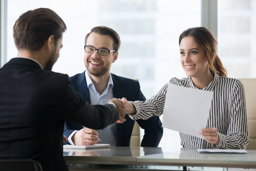 3 nghề thời thượng hấp dẫn cho người thích làm việc tại nhà