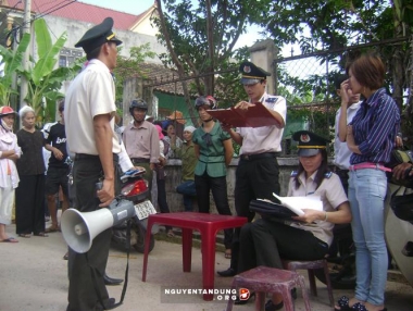 Đương sự quá khó khăn về kinh tế được giảm ½ chi phí thi hành án