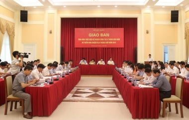 Bộ Xây dựng tiếp tục hoàn thiện thể chế, đẩy mạnh cải cách thủ tục hành chính