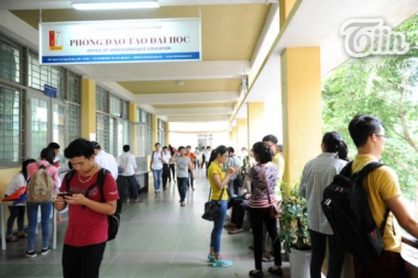 Xét tuyển đại học, cao đẳng 2015: Cuộc đua "rực lửa" kết thúc chặng thứ nhất