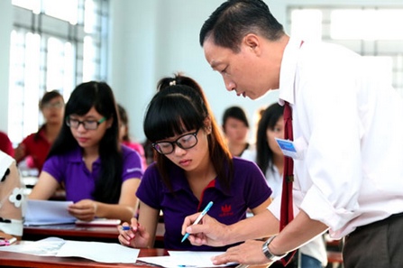 Thi chung: Băn khoăn về tính công bằng