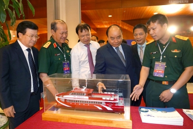 Xây dựng ngành cơ khí ngang tầm các nước trong khu vực