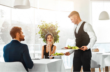 Điều gì khiến khách hàng chi tiền cho một dịch vụ xa xỉ?