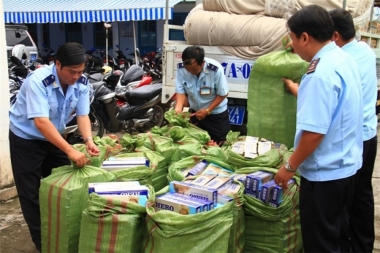 Hoàn thiện quy định thí điểm bán đấu giá thuốc lá nhập lậu bị tịch thu