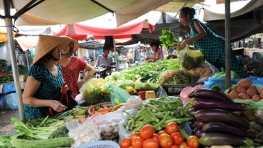 10 tháng CPI tăng 3,71%, lạm phát vẫn trong tầm kiểm soát