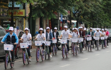 Đạp xe hưởng ứng tháng phòng chống cháy nổ