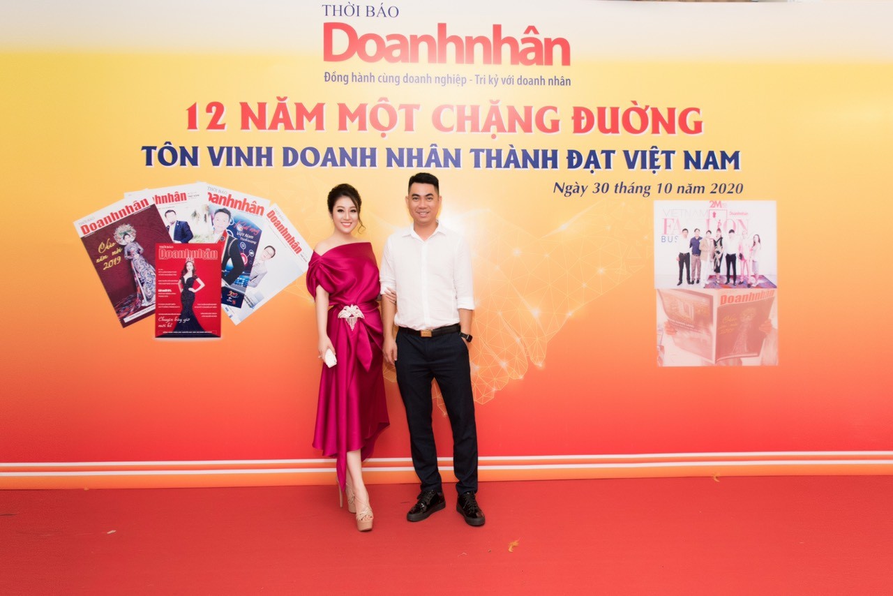 X&atilde; hội - Nữ ho&agrave;ng Kim Trang sang chảnh dự sự kiện, thu h&uacute;t mọi &aacute;nh nh&igrave;n (H&igrave;nh 8).