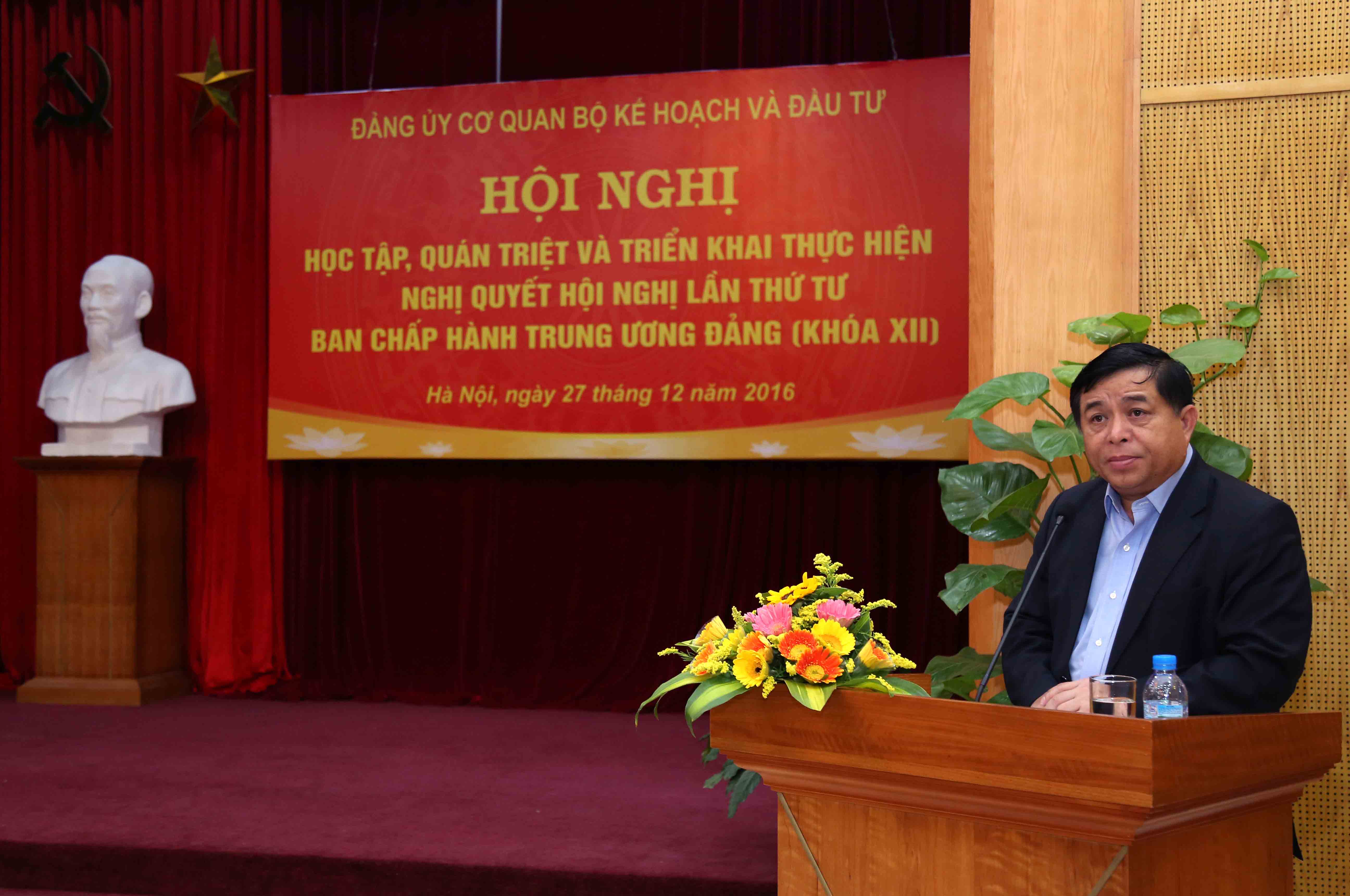 Cán bộ, đảng viên Ok365 Nhà Cái Uy Tín 2026 cần tiếp tục đẩy mạnh phê bình và tự phê bình, đề cao trách nhiệm người đứng đầu