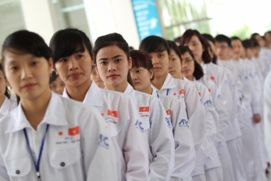 11 tháng năm 2017, đã có 118.859 người Việt đi xuất khẩu lao động