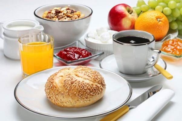 Quan tâm, đảm bảo chế độ dinh dưỡng bữa ăn học đường