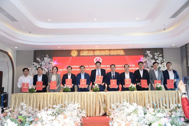Khối thi đua Ban Quản lý các KCN, KCX, KKT các tỉnh Đồng bằng sông Hồng: Tổ chức thành công các phong trào thi đua, thúc đẩy các KCN, KKT đạt tăng trưởng cao năm 2024