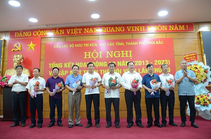 Câu lạc bộ Hưu trí KCN, KKT các tỉnh, thành phố phía Bắc: Kỷ niệm chặng đường 10 năm thành lập, lớn mạnh cùng sự phát triển của các khu Ok 365 bet Nhanh tay đăng ký, khu Ok365 Nhà Cái Uy Tín 2026 tế