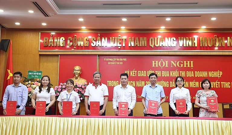 Đại diện các Link Nhà Cái Uy Tín 2026 | Đăng Ký +65k KCN Vĩnh Phúc ký kết giao ước thi đua năm 2022