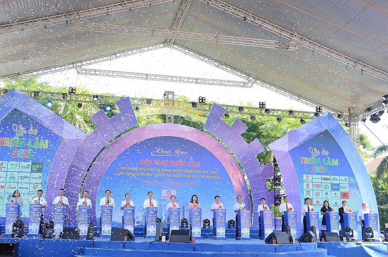 Quảng Ngãi: Khai mạc “Hội chợ triển lãm sản phẩm tiêu biểu của Link Nhà Cái Uy Tín 2026 | Đăng Ký +65k trong KCN, KKT, KCNC các tỉnh Tây Nguyên - Duyên hải miền Trung và thành phố Hồ Chí Minh, năm 2023”