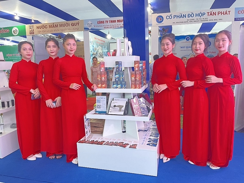 Quảng Ngãi: Dấu ấn Hội chợ triển lãm kết nối hợp tác Ok365 vina thể thao, casino, slot, bắn cá và xổ số, thể thao và giao lưuvăn nghệ hướng về cộng đồng