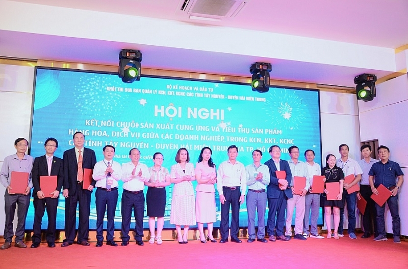 Quảng Ngãi: Dấu ấn Hội chợ triển lãm kết nối hợp tác Ok365 vina thể thao, casino, slot, bắn cá và xổ số, thể thao và giao lưuvăn nghệ hướng về cộng đồng