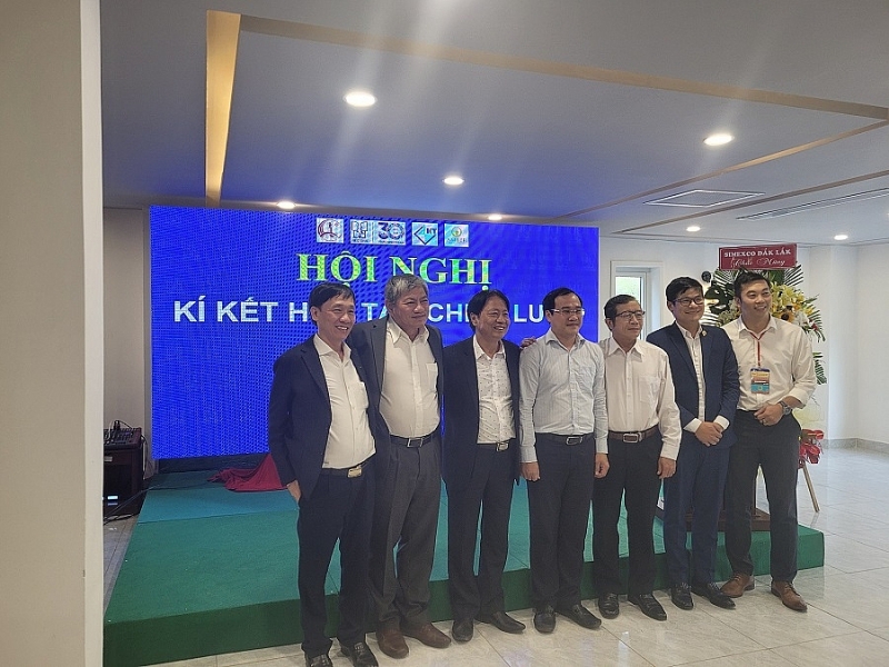 Ban Quản lý các Khu Ok 365 bet Nhanh tay đăng ký tỉnh Đắk Lắk đẩy mạnh  xúc tiến Ok365 vina thể thao, casino, slot, bắn cá và xổ số và phát triển các KCN
