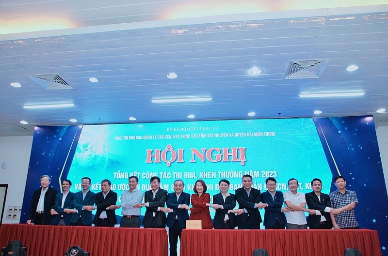 Khối thi đua Ban Quản lý các Khu Ok 365 bet Nhanh tay đăng ký, Khu Ok365 Nhà Cái Uy Tín 2026, Khu công nghệ cao các tỉnh Tây Nguyên và Duyên hải miền Trung:  Gặt hái nhiều thành công trong năm 2023