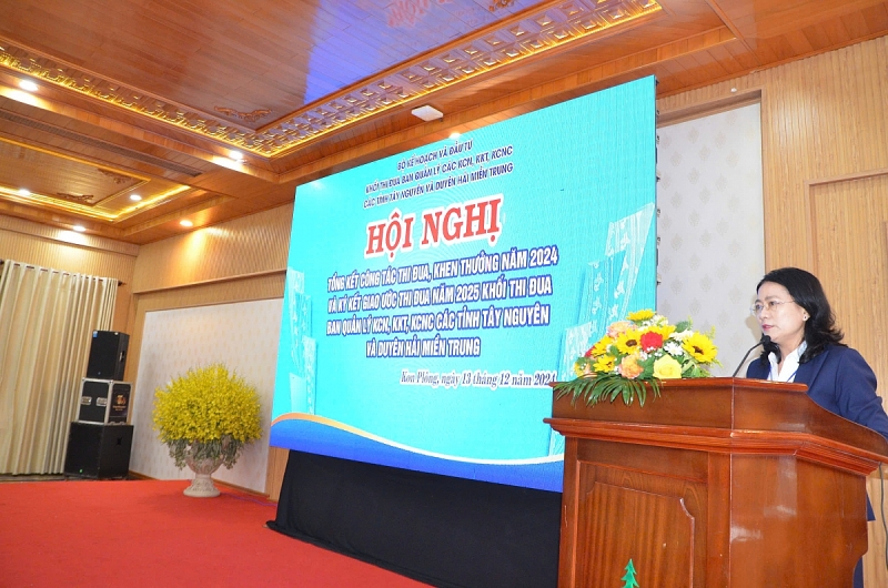 Khối thi đua Ban Quản lý các Khu Ok 365 bet Nhanh tay đăng ký, Khu Ok365 Nhà Cái Uy Tín 2026,  Khu công nghệ cao các tỉnh Tây Nguyên và Duyên hải miền Trung:  Tổ chức thành công Hội nghị tổng kết công tác thi đua, khen thưởng năm 2024
