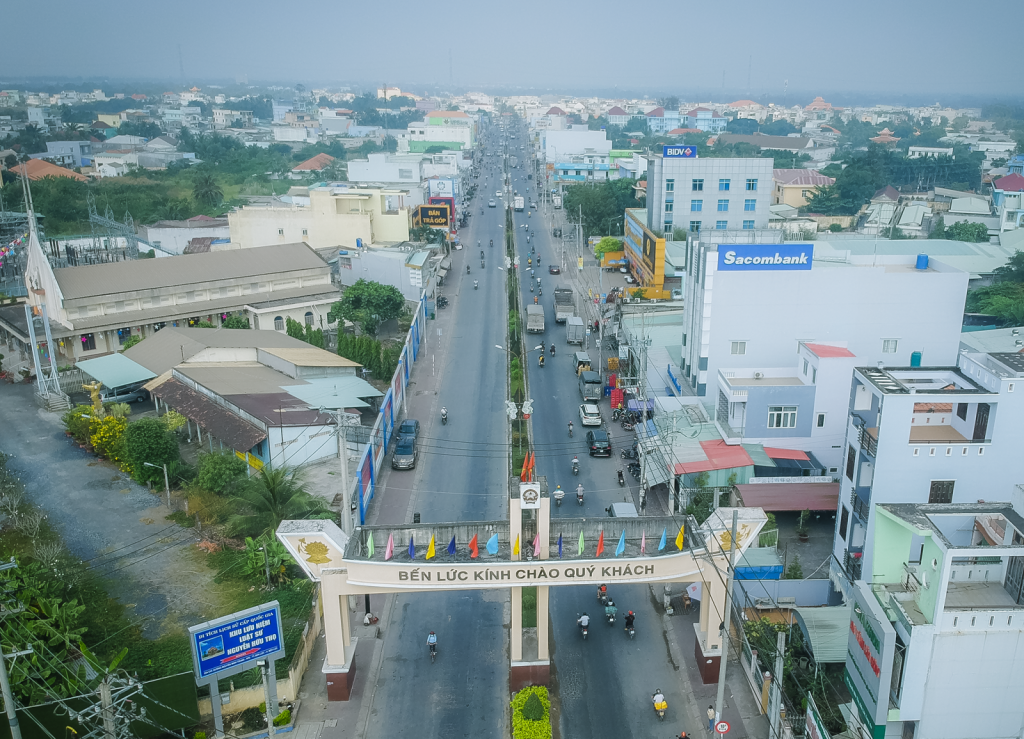 Phát triển du lịch đường sông tại sông Vàm Cỏ Đông: Nghiên cứu đoạn chảy qua địa bàn huyện Bến Lức, tỉnh Long An