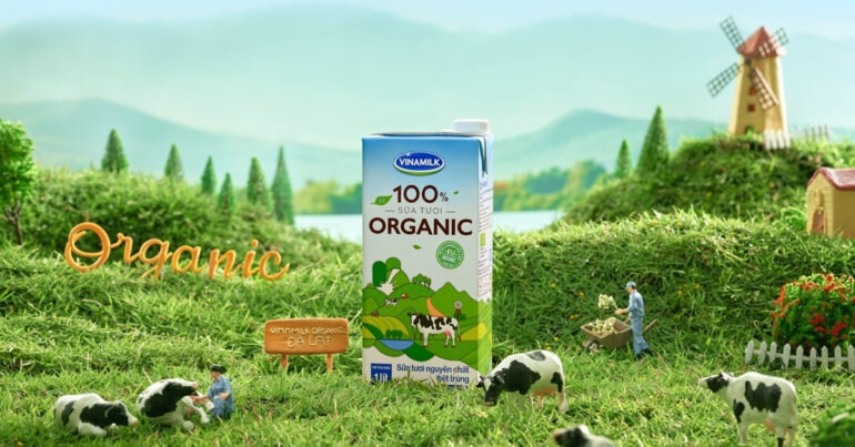 Mất vị thế TOP 10 vốn hóa, điều gì đang xảy ra ở Vinamilk?