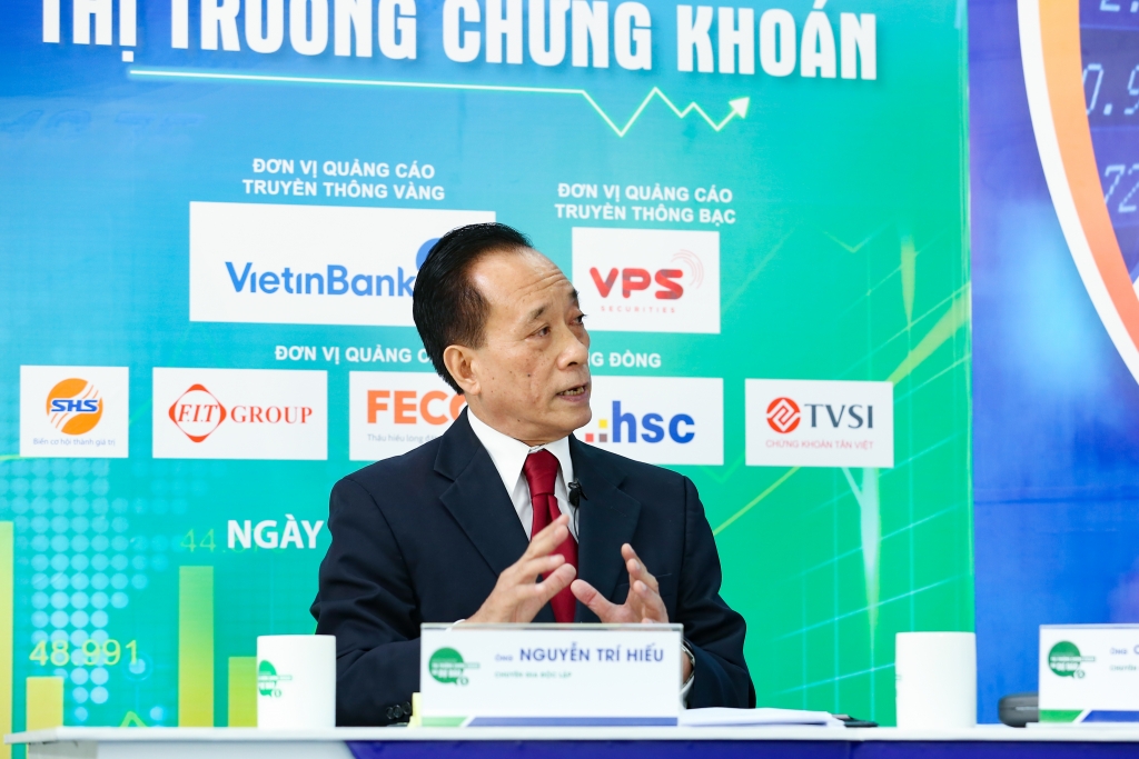 TS. Nguyễn Trí Hiếu: Tiền chưa đến túi của nhà Ok 365 bet cc Trang Web Giải Trí, tiềm ẩn bong bóng chứng khoán
