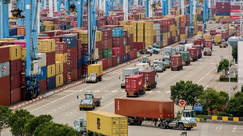 Tái định hình chuỗi cung ứng toàn cầu: Nhận diện xu hướng, thách thức và giải pháp cho Việt Nam
