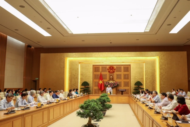 Vững lái chính sách trong bối cảnh lạm phát, lãi suất, giá nhiên liệu thế giới biến động mạnh