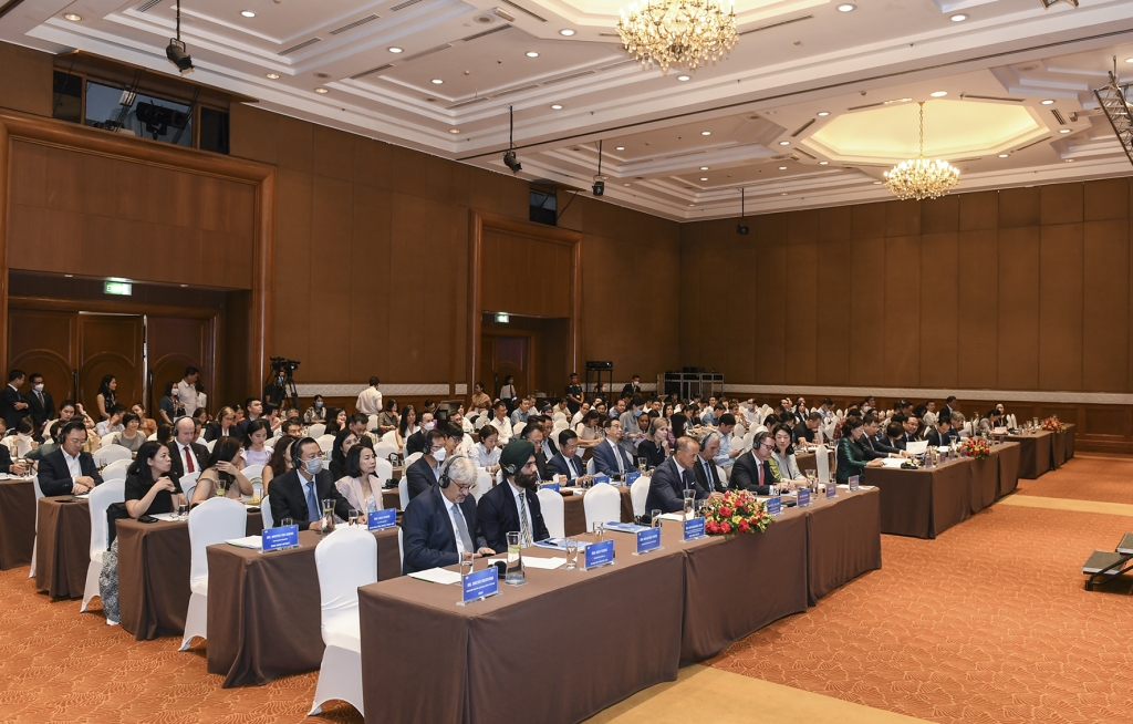 Thu hút nguồn lực mới hỗ trợ phát triển xanh tại Việt Nam