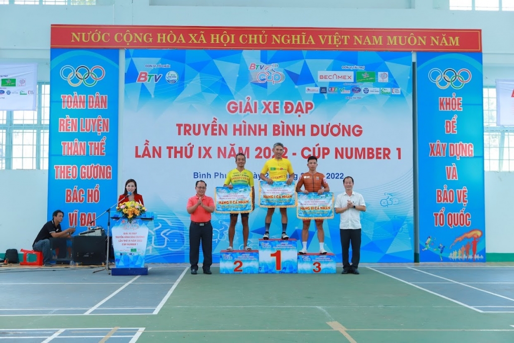 Number 1 chanh, dâu đồng hành cùng Giải xe đạp truyền hình Bình Dương lần thứ IX chặng thứ 3