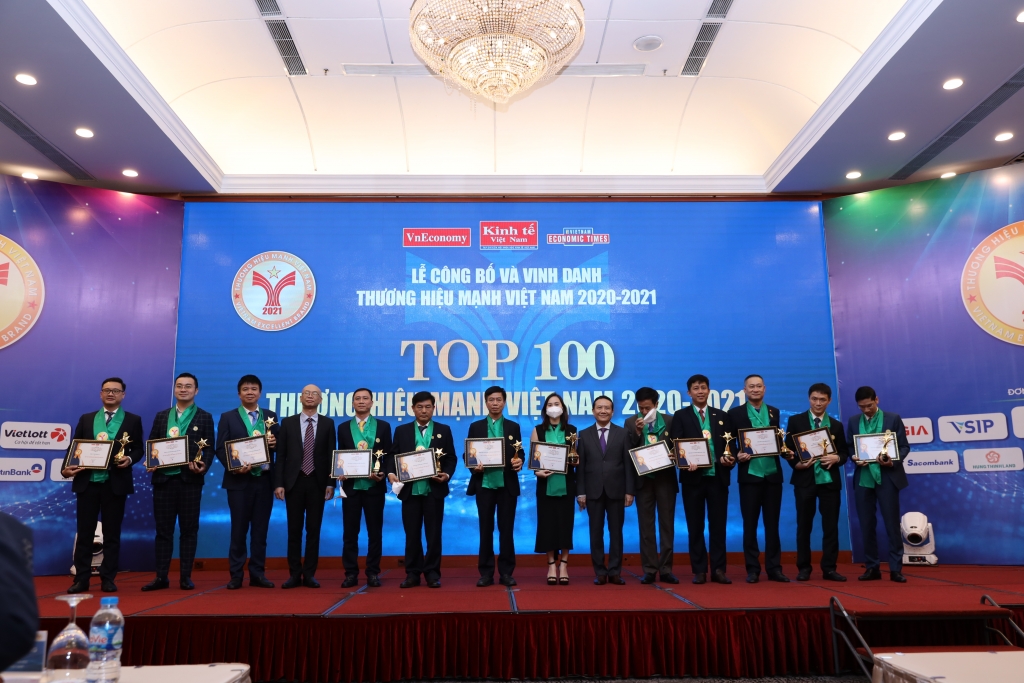 BVSC năm thứ 7 ghi danh “TOP 100 thương hiệu mạnh Việt Nam”
