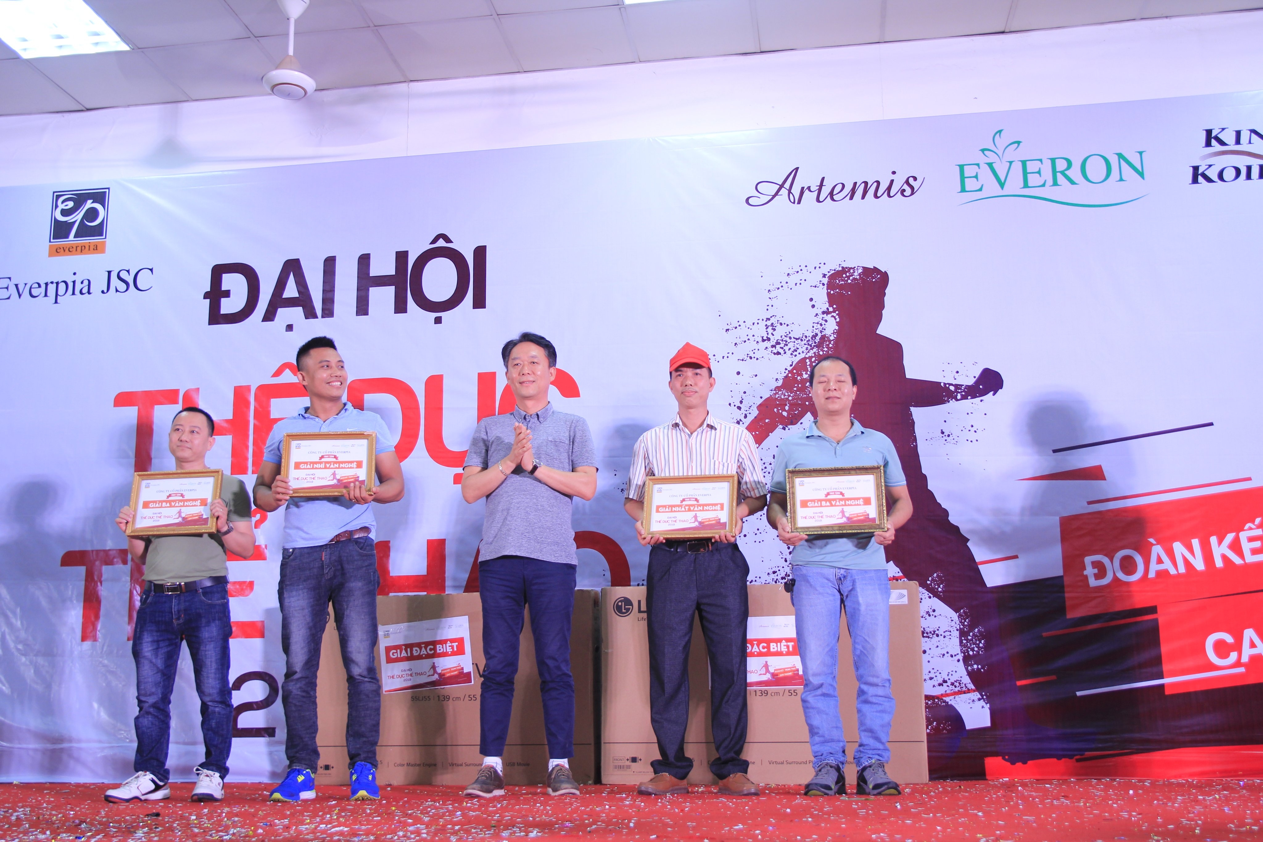 Khát vọng ẩn trong tên gọi Everpia