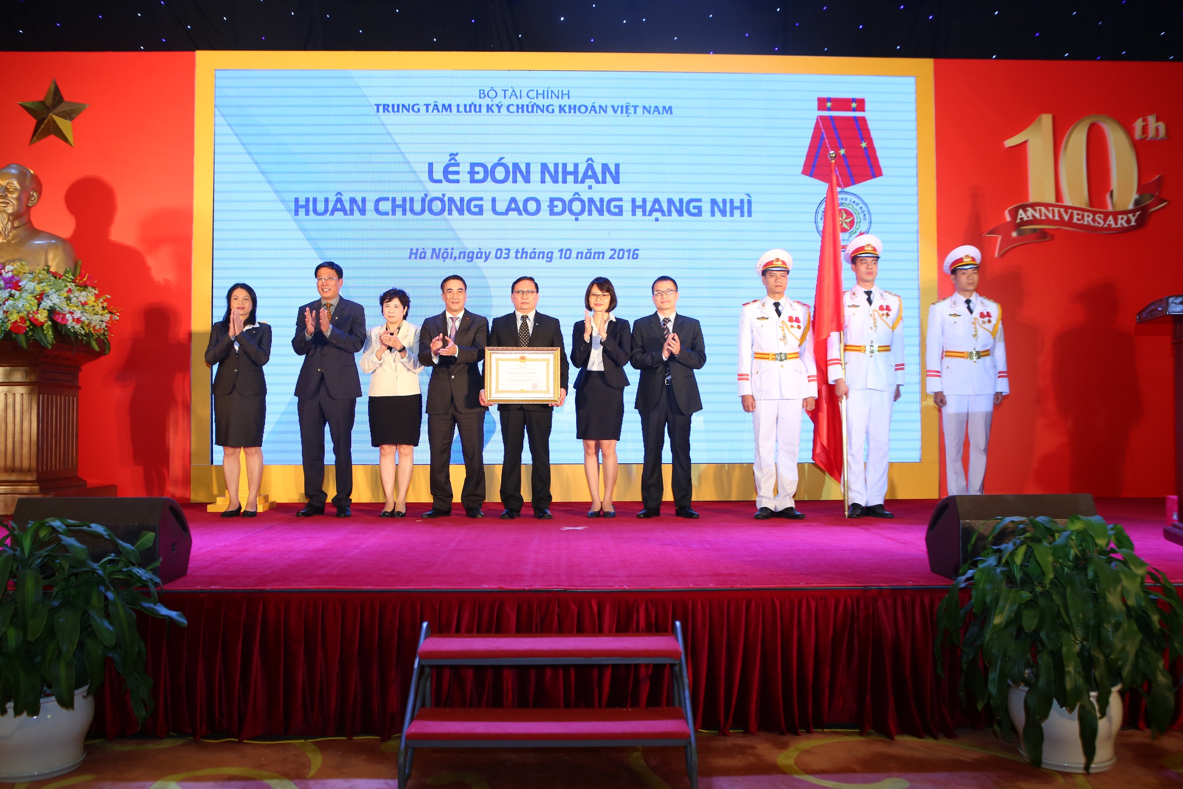 Dấu chân bền bỉ của VSD trên hành trình 25 năm Đăng ký OK365.COM nhận về ngay 365K TTCK Việt Nam