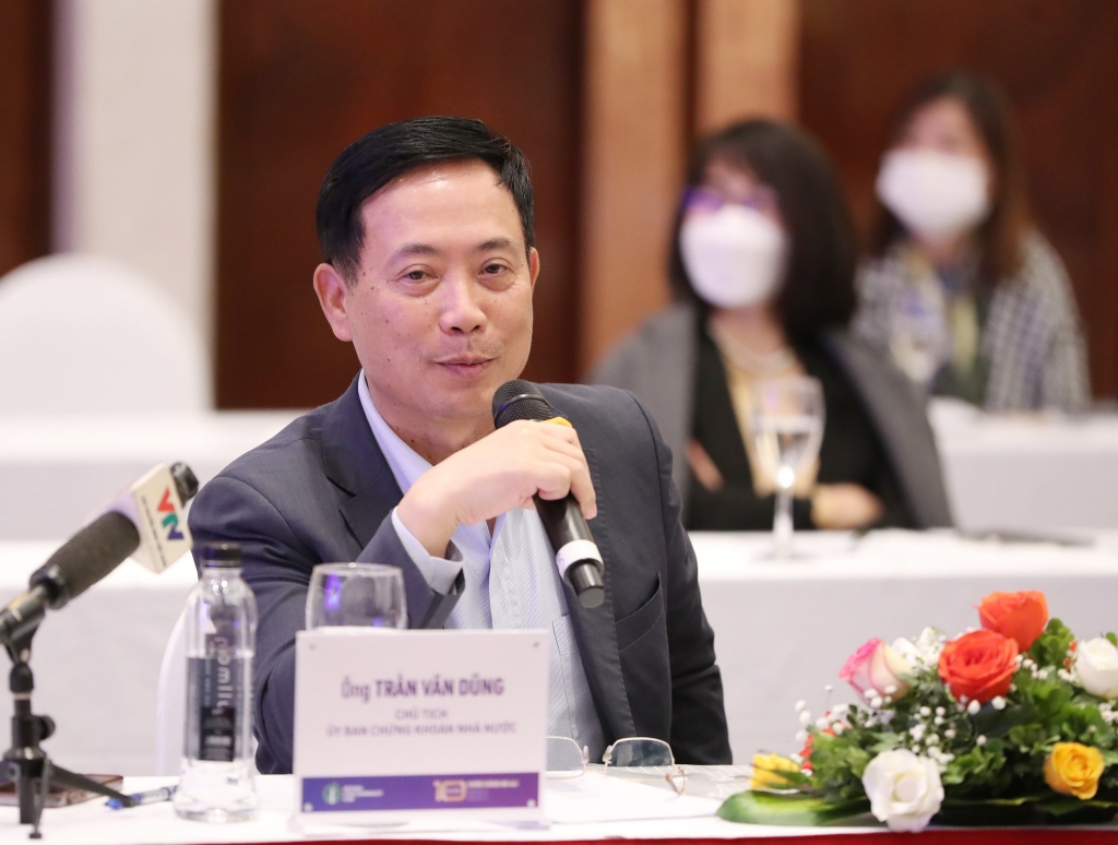 Trong bất kỳ hoàn cảnh nào, TTCK cũng phải phát triển liên tục và an toàn