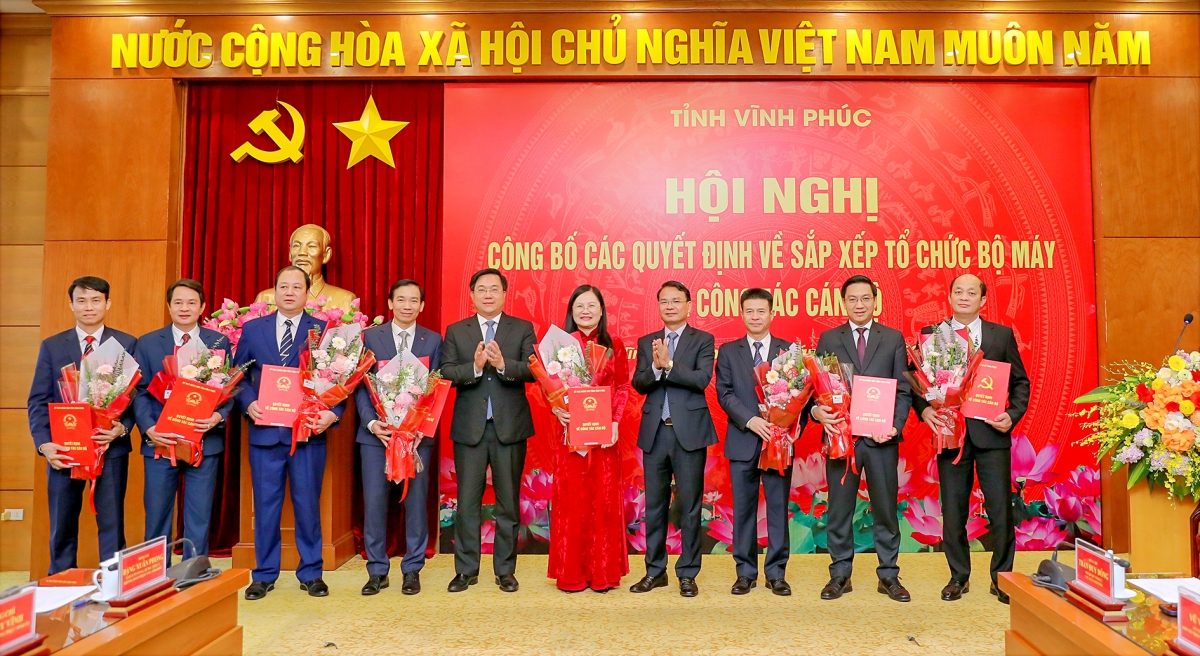 Vĩnh Phúc công bố các Ok365 com vn sòng bạc trực tuyến về sắp xếp tổ chức bộ máy và công tác cán bộ, đảm bảo bộ máy mới tinh gọn, hiệu lực, hiệu quả