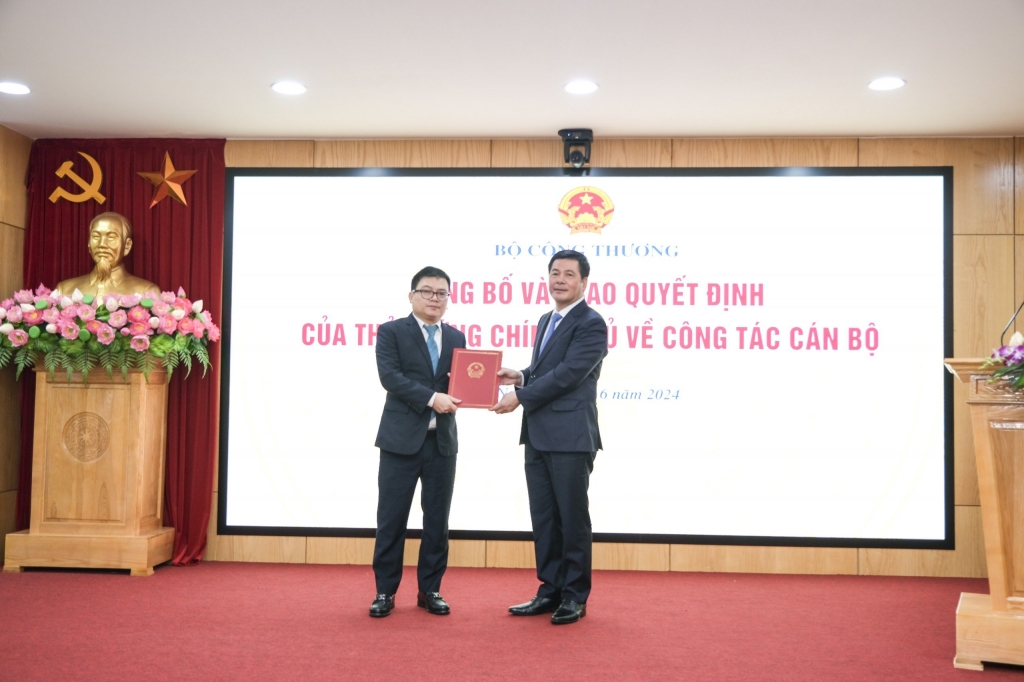 Công bố Ok365 com vn sòng bạc trực tuyến bổ nhiệm ông Trương Thanh Hoài giữ chức Thứ trưởng Bộ Công Thương