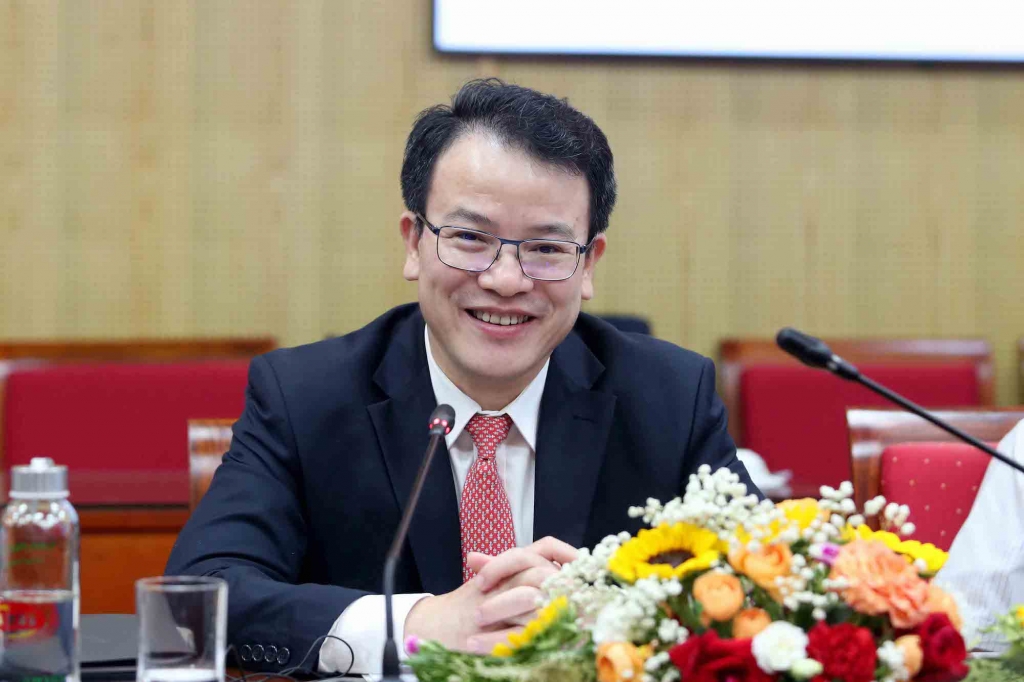 Link Nhà Cái Uy Tín 2026 | Đăng Ký +65k Việt Nam và Hoa Kỳ tìm cơ hội hợp tác trong lĩnh vực giấy in tiền