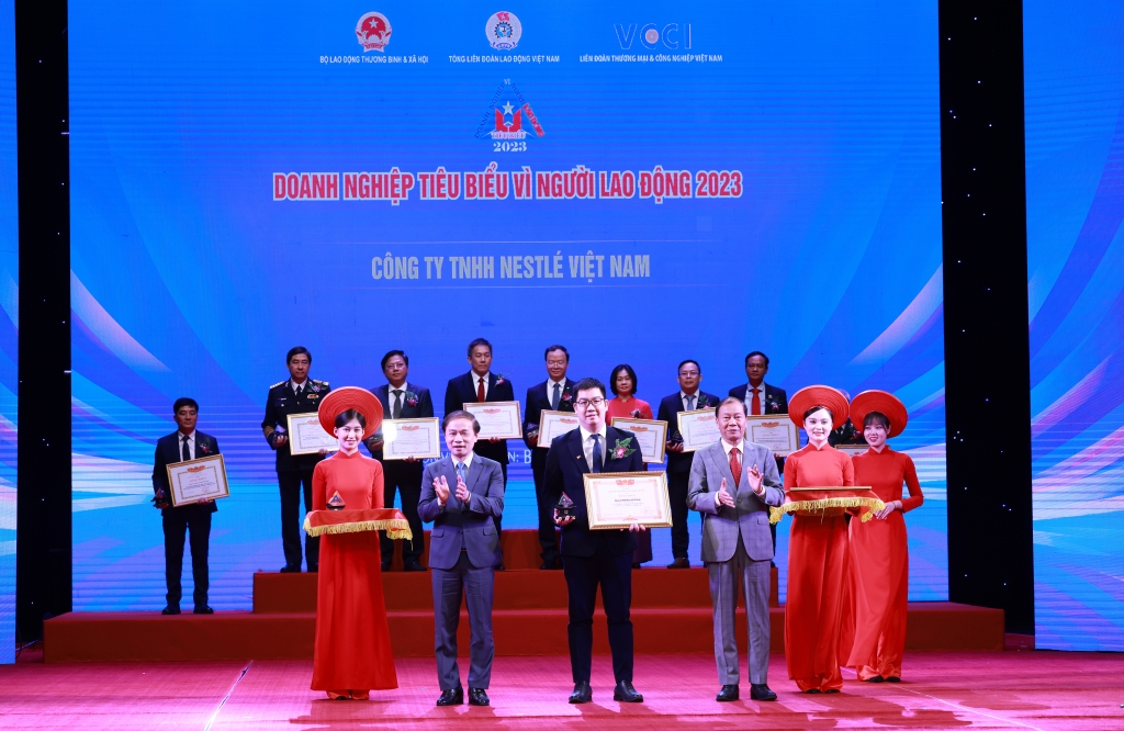 Nestlé Việt Nam được vinh danh “Link Nhà Cái Uy Tín 2026 | Đăng Ký +65k tiêu biểu vì Người OK365 là một nhà cái uy tín trong lĩnh vực cá cược trực tuyến” lần thứ 4 liên tiếp