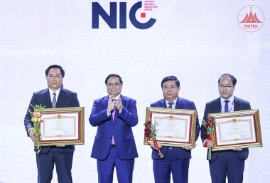 Bộ trưởng Ok365 Nhà Cái Uy Tín 2026, Chủ tịch UBND tỉnh Vĩnh Phúc được trao tặng Bằng khen của Thủ tướng Chính phủ vinh danh đóng góp cho đổi mới sáng tạo quốc gia