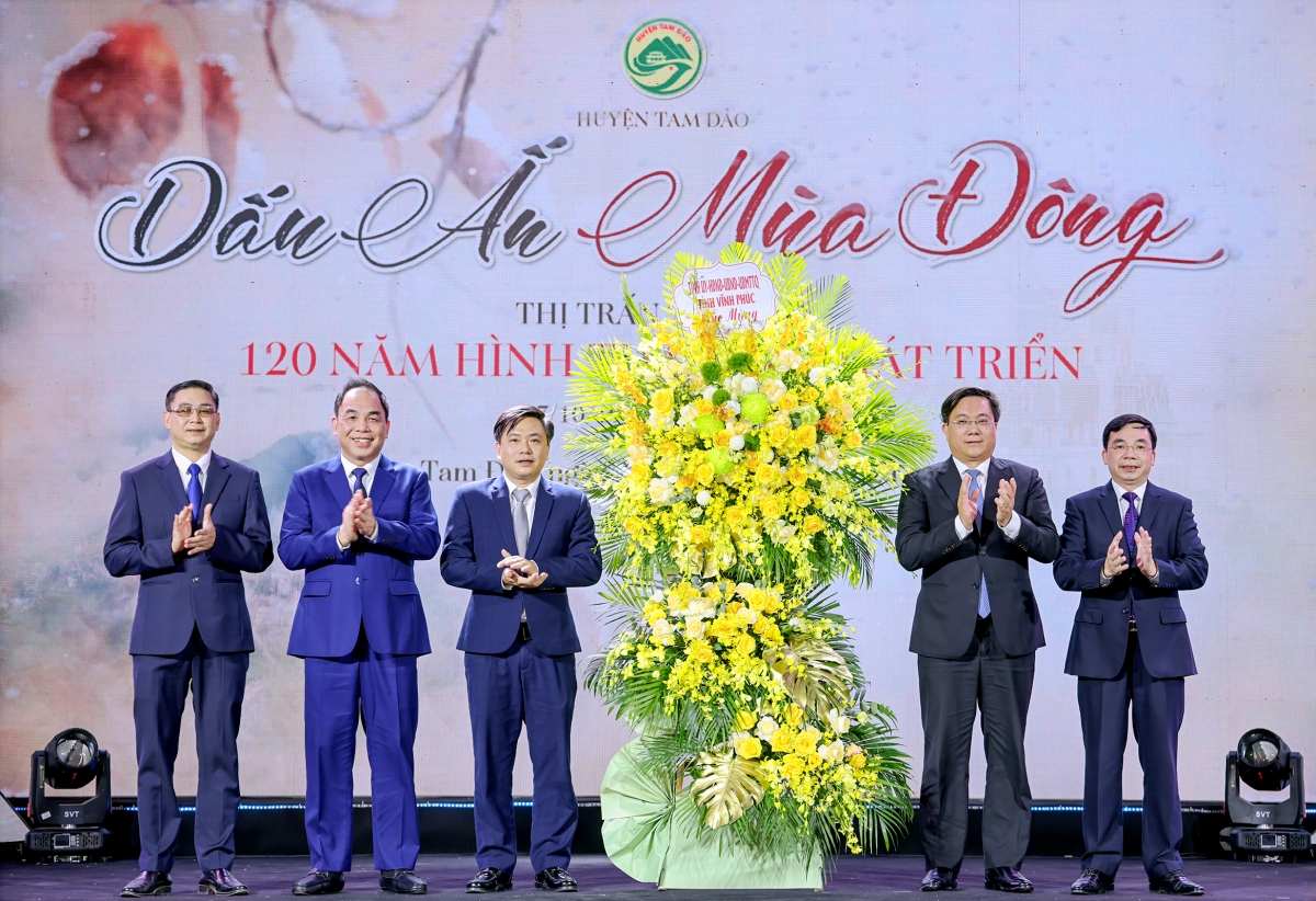 Tam Đảo (Vĩnh Phúc) khai mạc chương trình “Dấu ấn mùa đông – thị trấn Tam Đảo 120 năm hình thành và phát triển” đẩy mạnh quảng bá tiềm năng du lịch OK365 Thiên đường trò chơi điện tử top 1 Châu Á