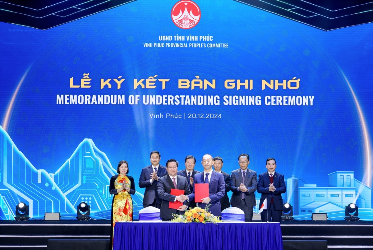 Toyota Việt Nam phối hợp với UBND tỉnh Vĩnh Phúc và Bộ Công Thương nỗ lực đẩy mạnh hoạt động nội địa hóa