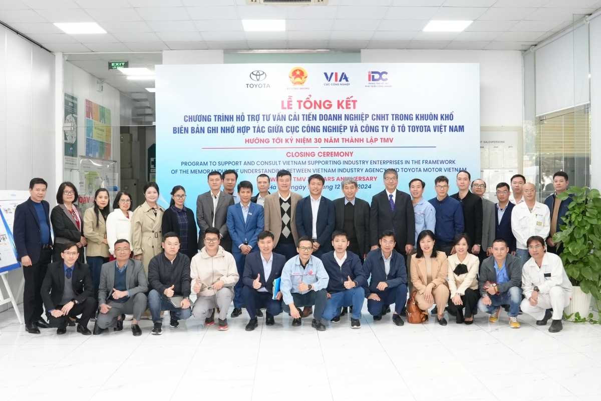 Toyota Việt Nam phối hợp với UBND tỉnh Vĩnh Phúc và Bộ Công Thương nỗ lực đẩy mạnh hoạt động nội địa hóa
