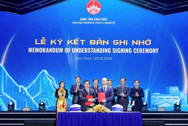 Toyota Việt Nam phối hợp với UBND tỉnh Vĩnh Phúc và Bộ Công Thương nỗ lực đẩy mạnh hoạt động nội địa hóa
