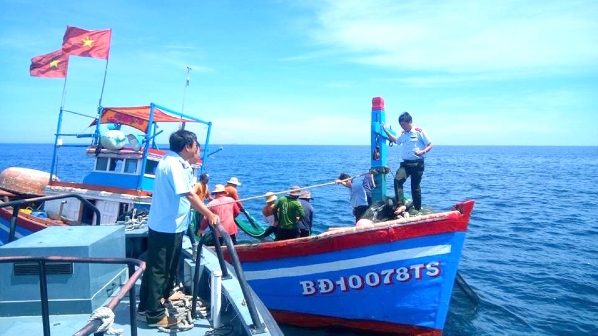 Khẩn trương xây Đề án phòng, chống IUU, gỡ “Thẻ vàng” thủy sản