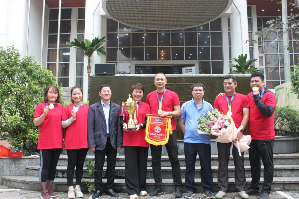 Sôi nổi giải thể thao chào mừng kỷ niệm 60 năm thành lập Viện Chiến lược phát triển