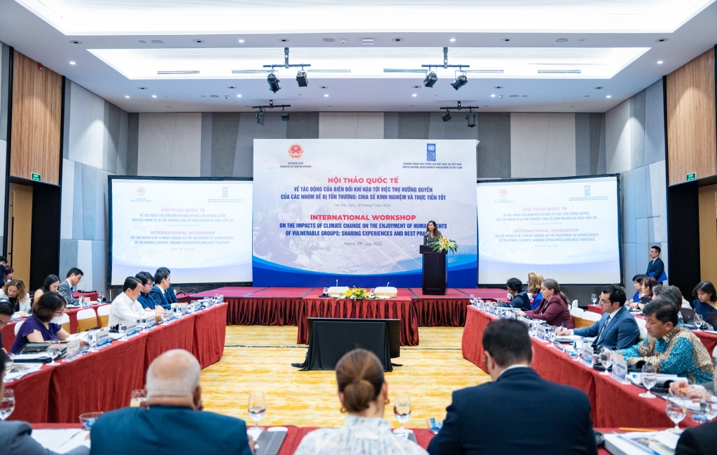 Bảo đảm nhân quyền trong bối cảnh biến đổi khí hậu